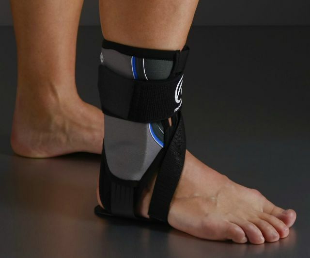 Products for the immobilization of the ankle joint: tutor, bandage, orthosis