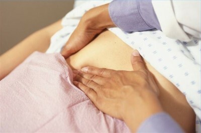 Akutt pankreatitt hos menn og kvinner: symptomer, tegn, smertebehandling
