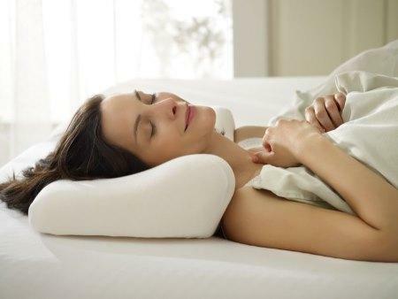 On välttämätöntä varmistaa oikea asento unessa eikä aiheuttaa painovoimaa