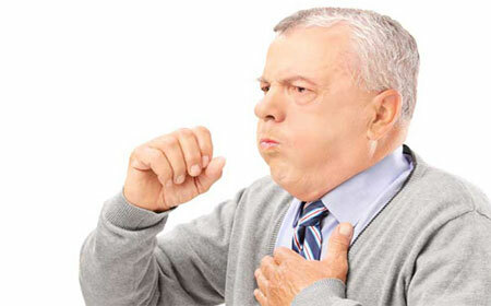 Signs of pneumonia in an adult