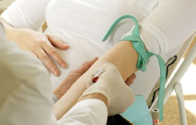Jak wykonać test HCG podczas ciąży?
