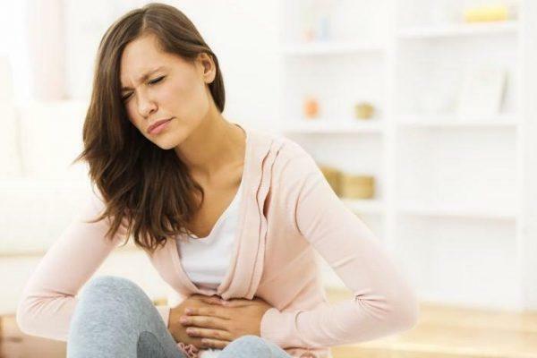 Dengan ovulasi, perut bagian bawah terasa sakit: penyebab dan pengobatannya