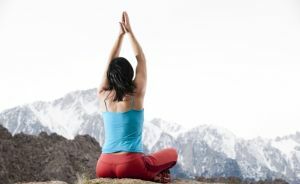 ioga para a coluna vertebral