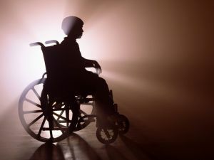 Invalid invalidní vozík