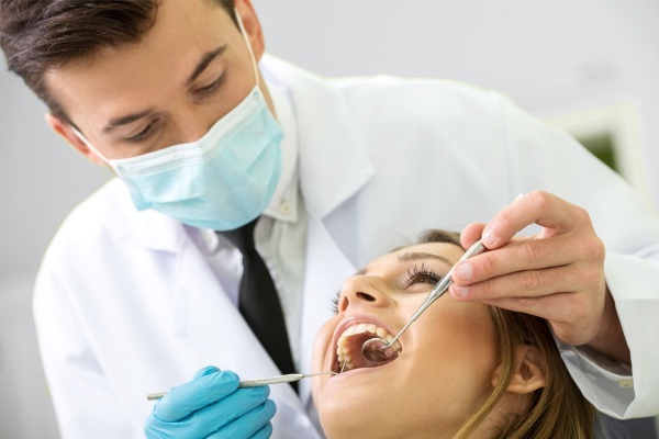 Zubar ortoped. Ono što odraslu osobu, dijete čini razliku s ortodontom