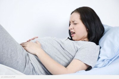 Tegnsmerter i underlivet( venstre, høyre) under graviditet