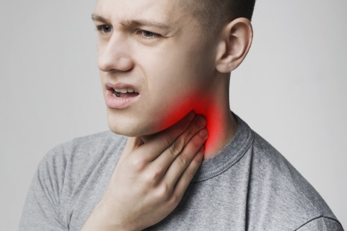 Ziekten van de keel en het strottenhoofd. Foto en beschrijving, symptomen