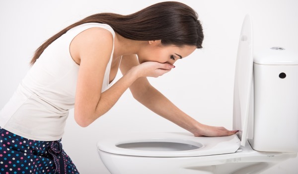 Nausea and weakness symptoms that women and men. The causes of dizziness, iron taste in the mouth, the temperature, diarrhea, belching, abdominal pain