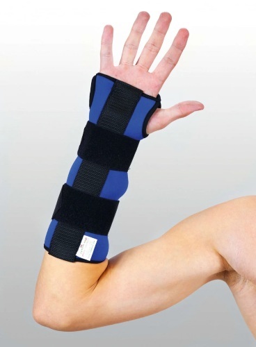 Atela pe incheietura mainii, după îndepărtarea fracturii de gips stiloid, protectie ligamentului. Preturi