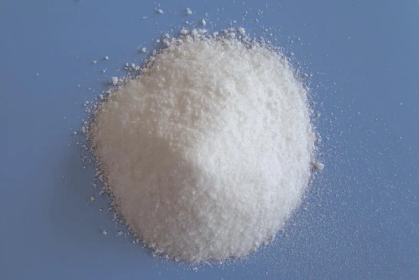 Sodium thiosulfate (E539). Benefit and harm