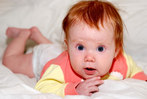 Sintoma de Graefe em bebês, recém-nascidos. O que é, sintomas, quando passa, tratamento