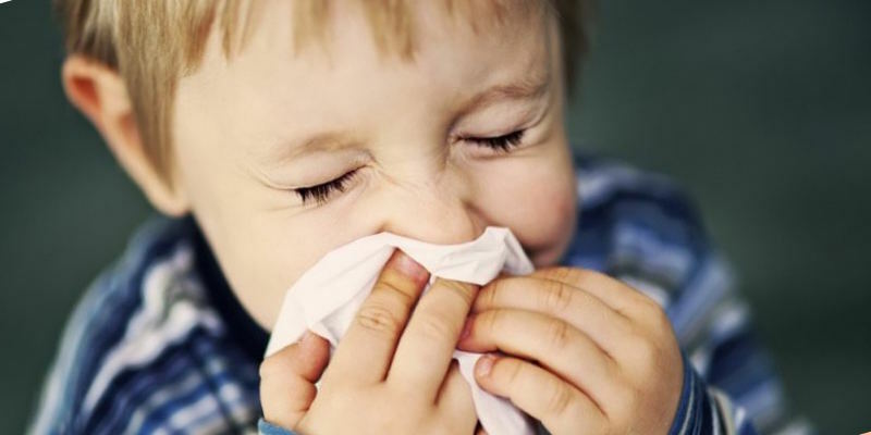 ARI pri otrocih izcedek iz nosu