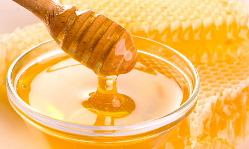 Proprietăți miraculoase ale mierei cu propolis
