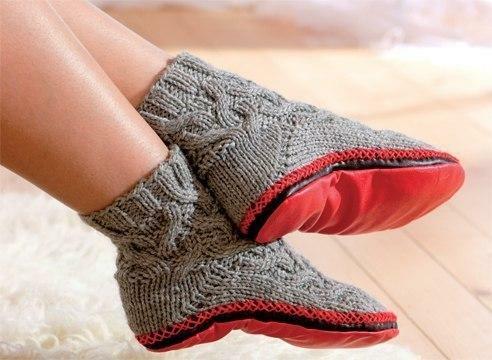 Heated compress on heels under socks