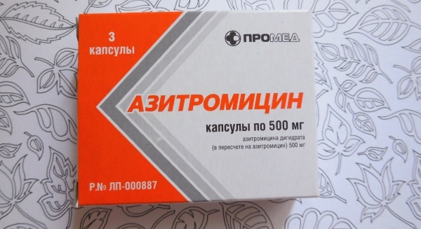 Antibiotics for pharyngitis in adults. Fast treatment with fever, names