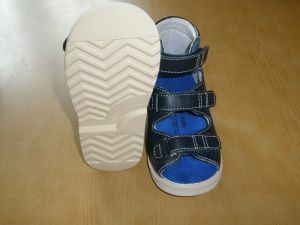 Ortopedické sandále