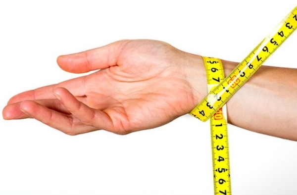 BMI (Vücut Kitle İndeksi). Nasıl hesaplanır, formül, sonuçların değerlendirilmesi