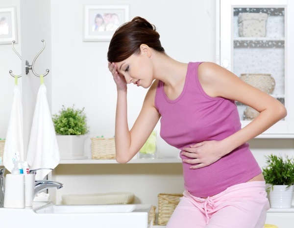Headache and nausea. Reasons women, pressure, pregnancy, menstruation, feeding, what to do