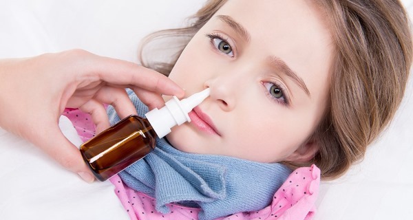 La rinitis alérgica en niños. Los síntomas y el tratamiento de remedios populares, pastillas de dieta, gotas, spray nasal, las drogas. razones