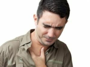 Pince nerveuse dans la région thoracique: symptômes, traitement, prévention
