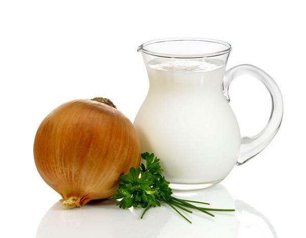Pieno ir svogūnų geriamasis gerklės gydymas