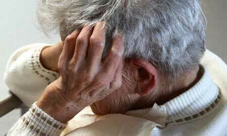 Symptomer på Alzheimers sygdom i faser
