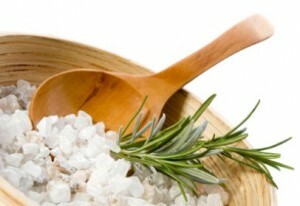Treatment of joints with sea salt and salt - recipes and cautions
