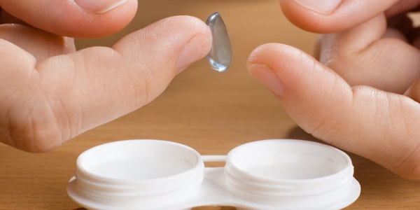 Gotas hidratantes Opti-Free para lentes de contato. Instrução, preço, comentários