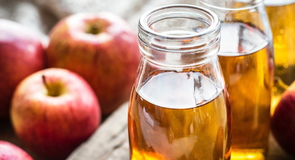 Apple vinegar. Benefits for the body, how to drink, treatment