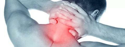 Smärta i nacken, kan ge till axel och rygg