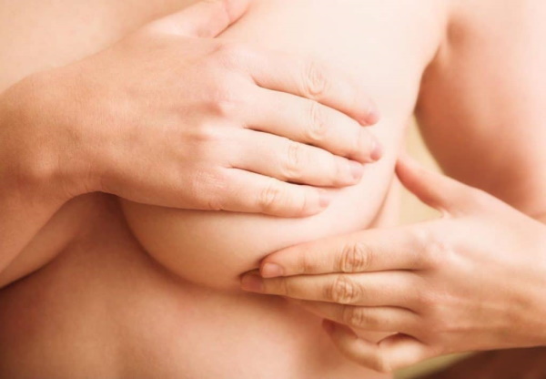 Massagem para mastopatia fibrosa das glândulas mamárias