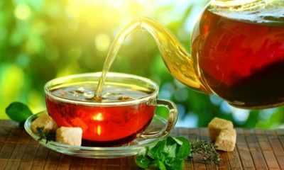 Sterk te fra diaré: hjelper eller ikke, kan jeg legge til sukker?