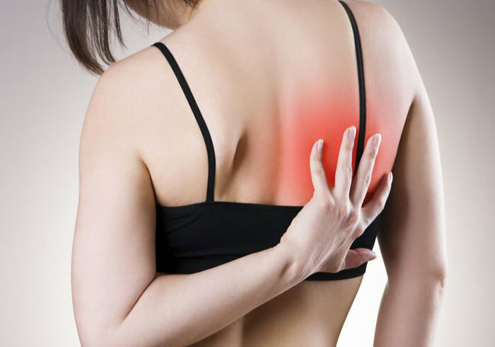 Pain under right shoulder blade behind his back. Causes and Treatment