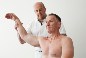 Bursitis van het schoudergewricht: symptomen, oorzaken, behandeling